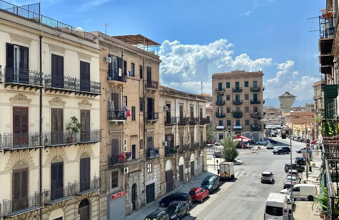 Casa Esteru -Centro Storico Di Palermo--1